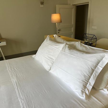 Dimora Di Dante Bed & Breakfast Chiaramonte Gulfi Ngoại thất bức ảnh