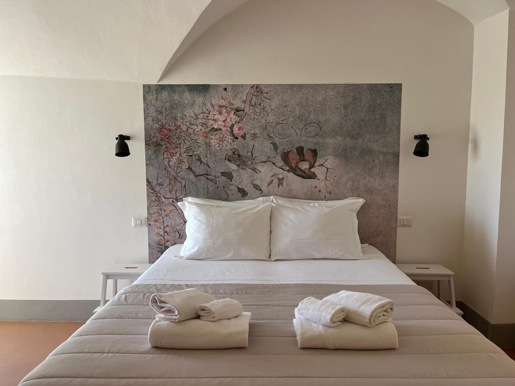 Dimora Di Dante Bed & Breakfast Chiaramonte Gulfi Ngoại thất bức ảnh