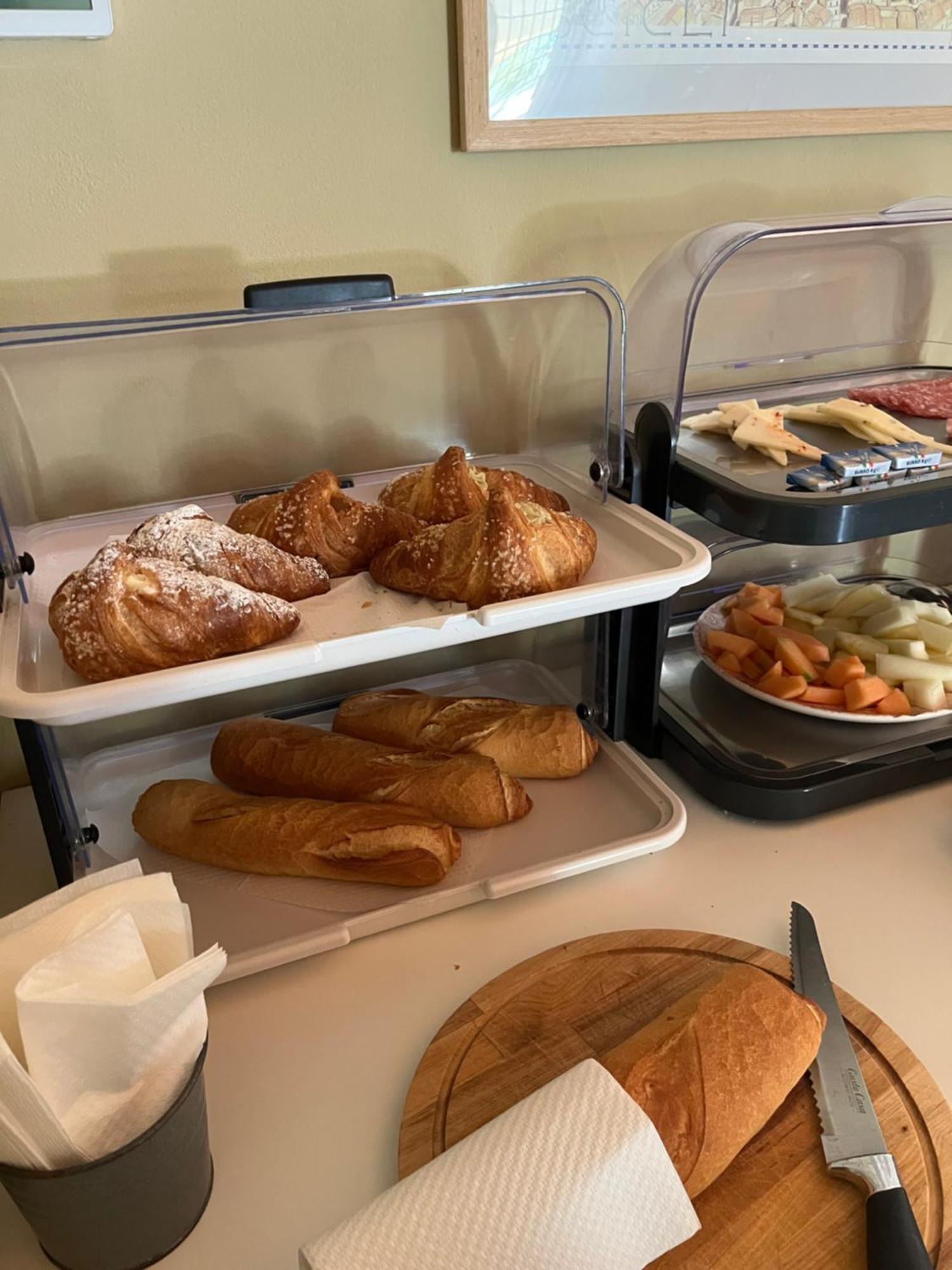 Dimora Di Dante Bed & Breakfast Chiaramonte Gulfi Ngoại thất bức ảnh